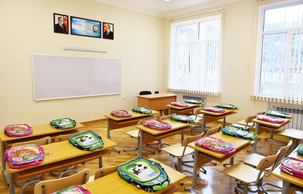 President Aliyev views school-lyceum in Baku after major overhaul (PHOTO)
