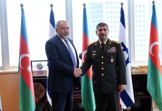 Azerbaijani, Israeli defense ministers meet in Tel Aviv (PHOTO)