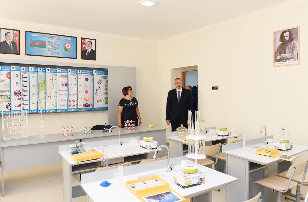Ilham Aliyev views newly-renovated secondary school in Sabail district (PHOTO)