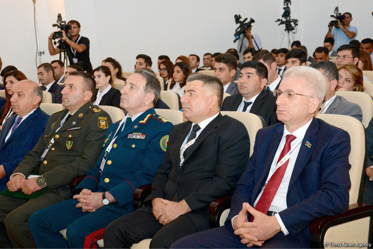 В поселке Гузанлы Агдамского района прошел форум молодежи оккупированных и приграничных районов Азербайджана (ФОТО)