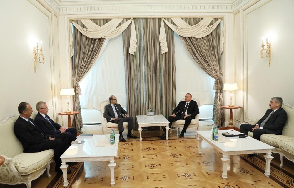Президент Ильхам Алиев принял директора Департамента МВФ по странам Ближнего Востока и Центральной Азии (ФОТО)