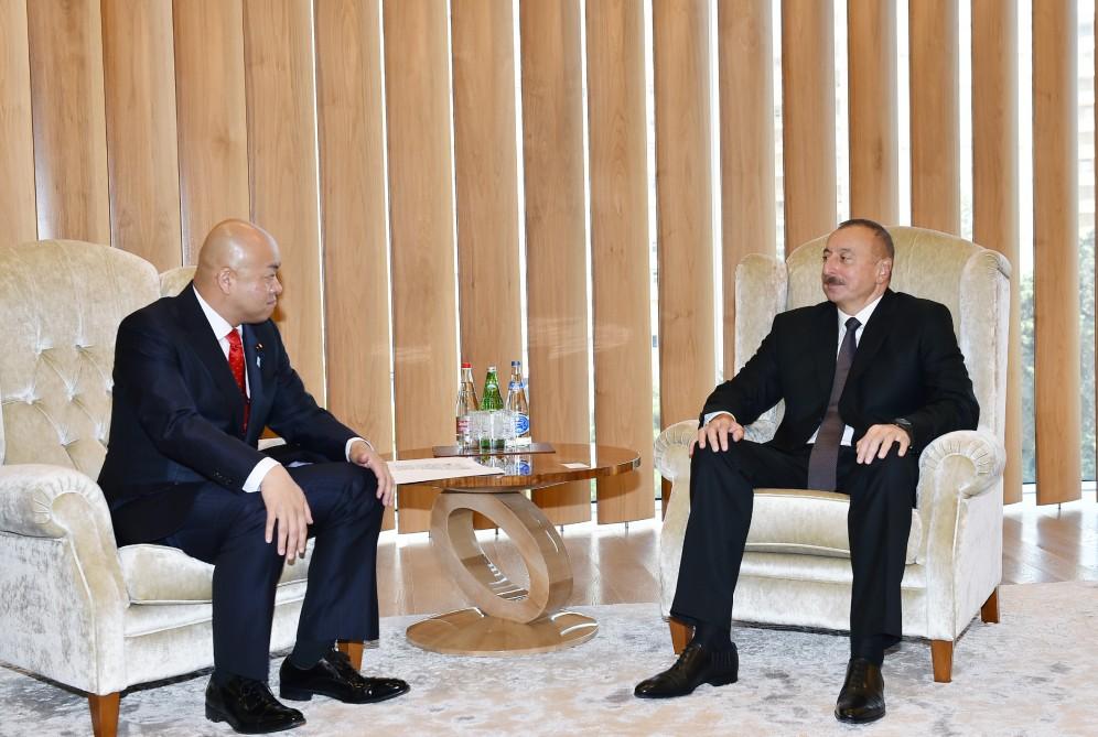 Президент Ильхам Алиев встретился с парламентским заместителем главы МИД Японии