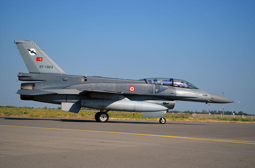 Самолеты F-16 ВВС Турции прибыли в Азербайджан для участия в учениях (ФОТО, ВИДЕО)