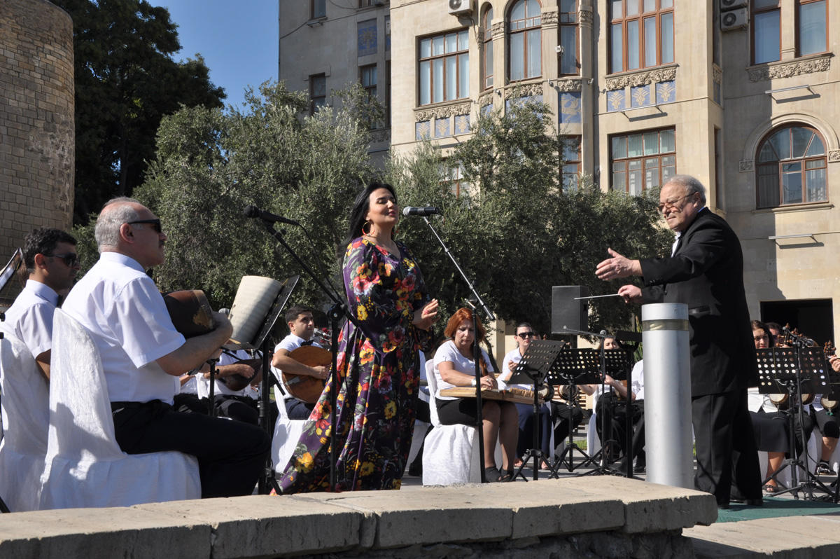 İçəri Şəhərdə "Musiqi Günü" konserti keçirilib (FOTO)