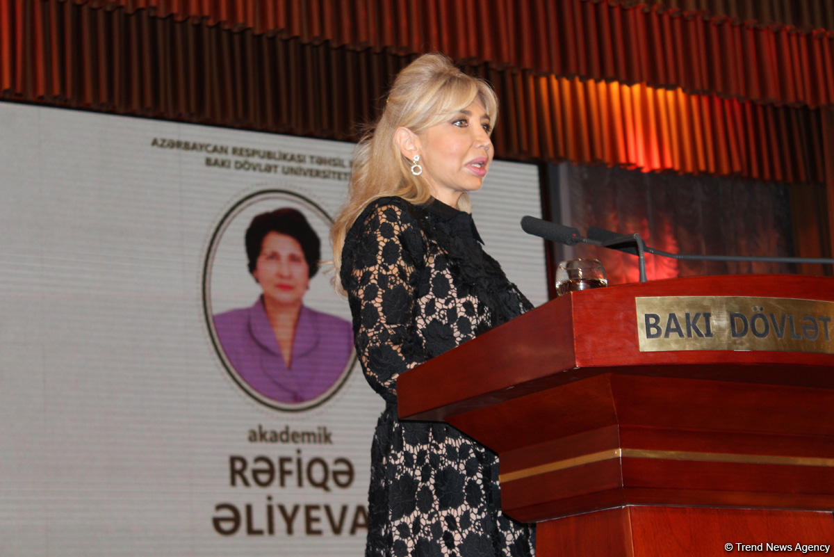 В Бакинском госуниверситете прошло мероприятие, посвященное 85-летию видного ученого Рафиги Алиевой (ФОТО)