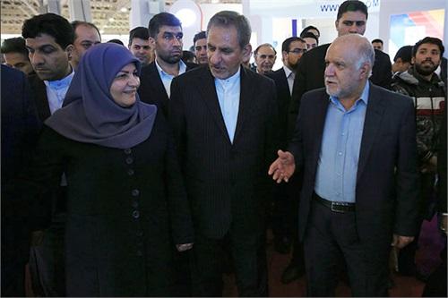 Tehran hosts Int’l Exhibition of Plastics Rubber, Machinery and Equipment
