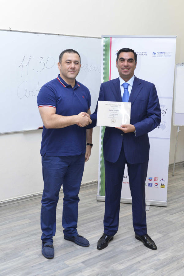 В Бакинской Высшей Школе Нефти прошло вручение сертификатов SPM (ФОТО)
