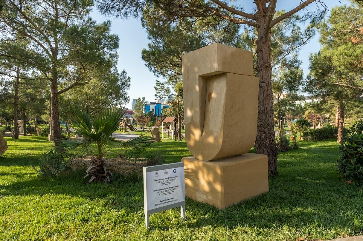 В Баку пройдет II Международный симпозиум по скульптуре "Песнь в камне" (ФОТО)