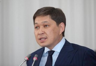 Премьер-министр Кыргызстана провел рабочее совещание по государственным пособиям