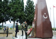 Азербайджан и Турция обсудили вопросы военного сотрудничества (ФОТО)