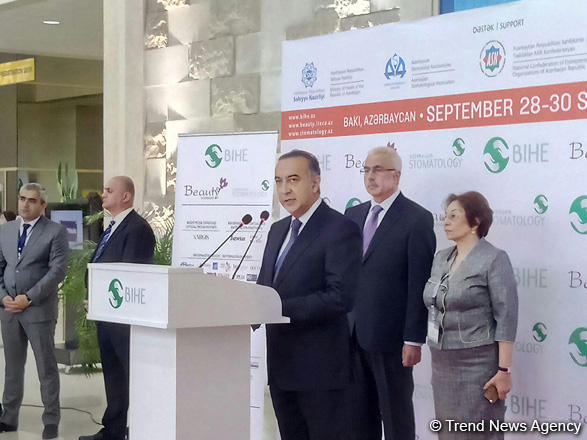 Минздрав Азербайджана: Государственные медучреждения необходимо сделать публичными юридическими лицами