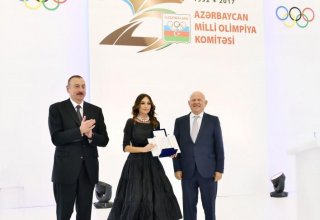 Ilham Aliyev presented highest award of International Judo Federation (PHOTO)