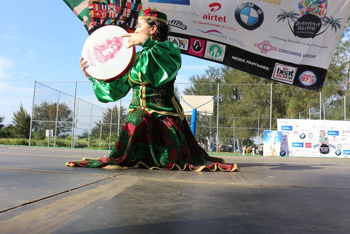 Azərbaycan Milli Geyim Mərkəzinin libasları Nigeriyada təqdim olunub (FOTO)