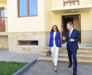 First VP Mehriban Aliyeva views new building for IDP families in Baku (PHOTO)