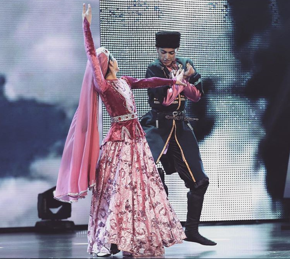 Фантастическое выступление азербайджанских танцоров на телепроекте НТВ "Ты супер! Танцы" (ВИДЕО)