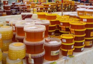 Azerbaijan multiplies honey import from Russia