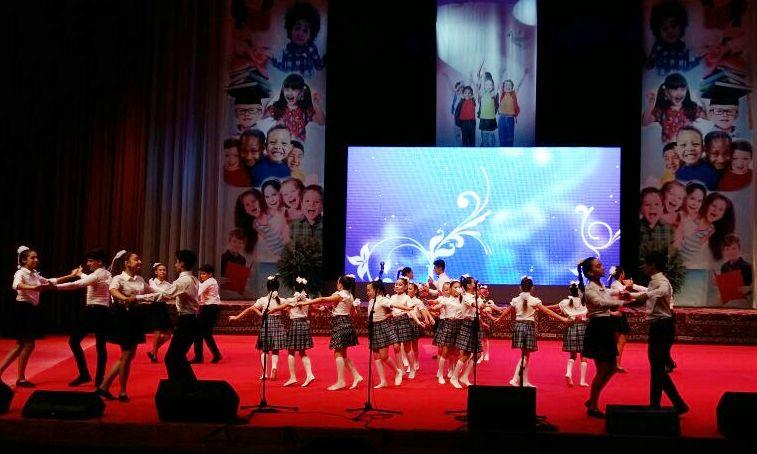 Баку и школьные годы в песнях и танцах (ФОТО)