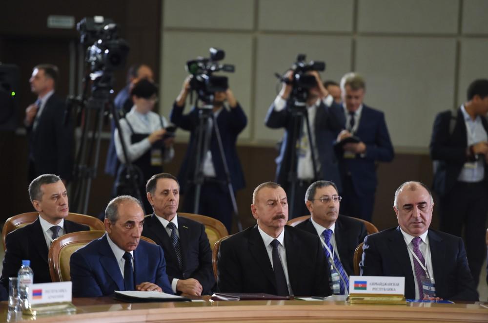 Президент Ильхам Алиев принял участие в заседании Совета глав государств СНГ в  расширенном составе (ФОТО)