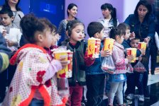 Воспитанники Детской деревни SOS Гянджа провели незабываемый день в CinemaPlus (ВИДЕО, ФОТО)