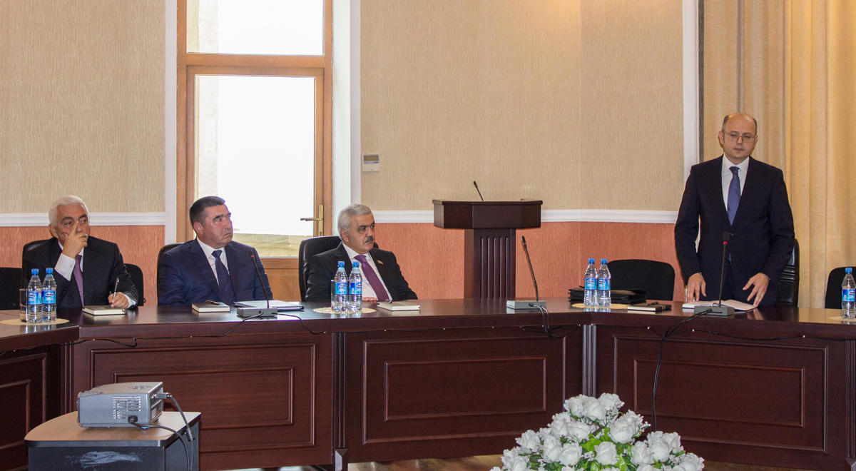 Буду достойно выполнять поставленные задачи - новый глава минэнерго Азербайджана (ФОТО)