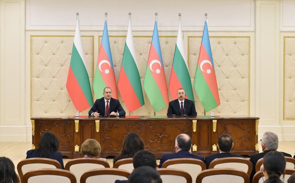 President Aliyev and President Radev make press statements (PHOTO)