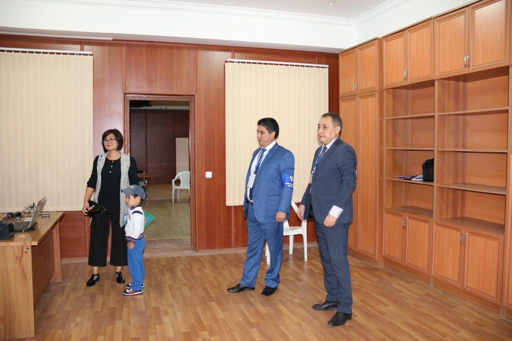 На избирательном участке при посольстве Кыргызстана в Баку нарушений не зарегистрировано - наблюдатели (ФОТО)
