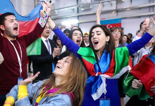 В Сочи отметили День независимости Азербайджана – праздничный марафон  (ФОТО)