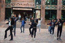 В Баку прошел флешмоб индийских танцев (ФОТО/ВИДЕО)