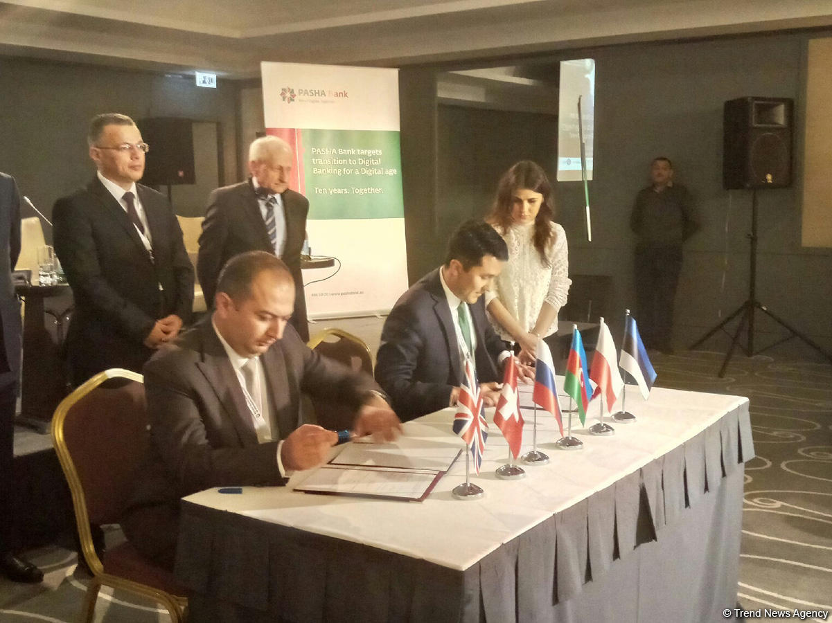 Azerbaijan inks deals for e-commerce development (PHOTO)