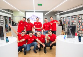 В Баку открылся новый магазин ApplePremium Reseller (ФОТО)