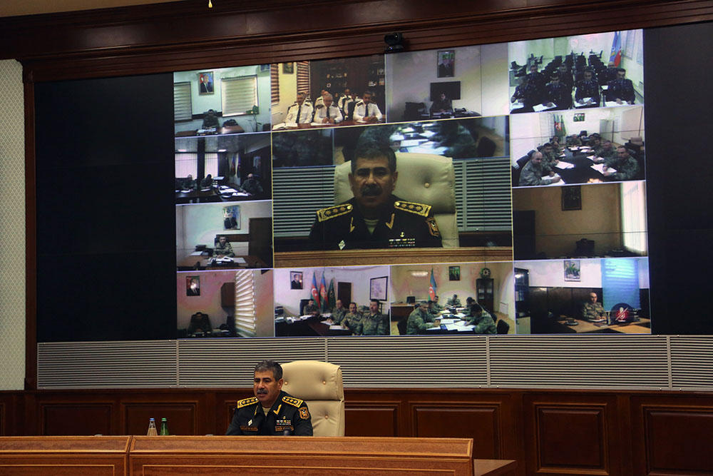 Azerbaijan defense minister orders troops to immediately suppress enemy provocations (PHOTO)
