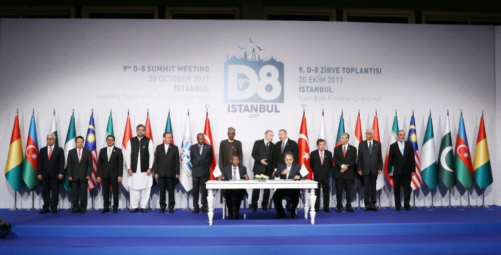 President Ilham Aliyev attends D-8 Summit in Istanbul (PHOTO)