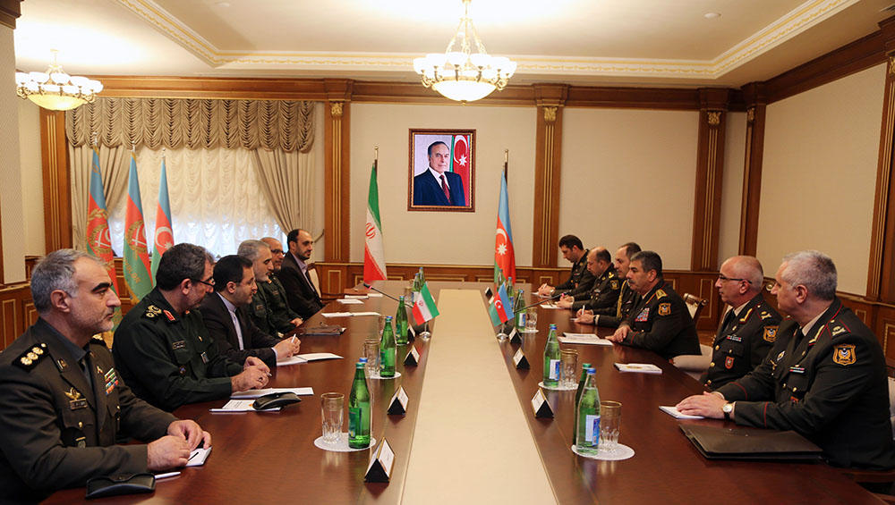 В Баку проходит встреча азербайджано-иранской рабочей группы по военному сотрудничеству (ФОТО)