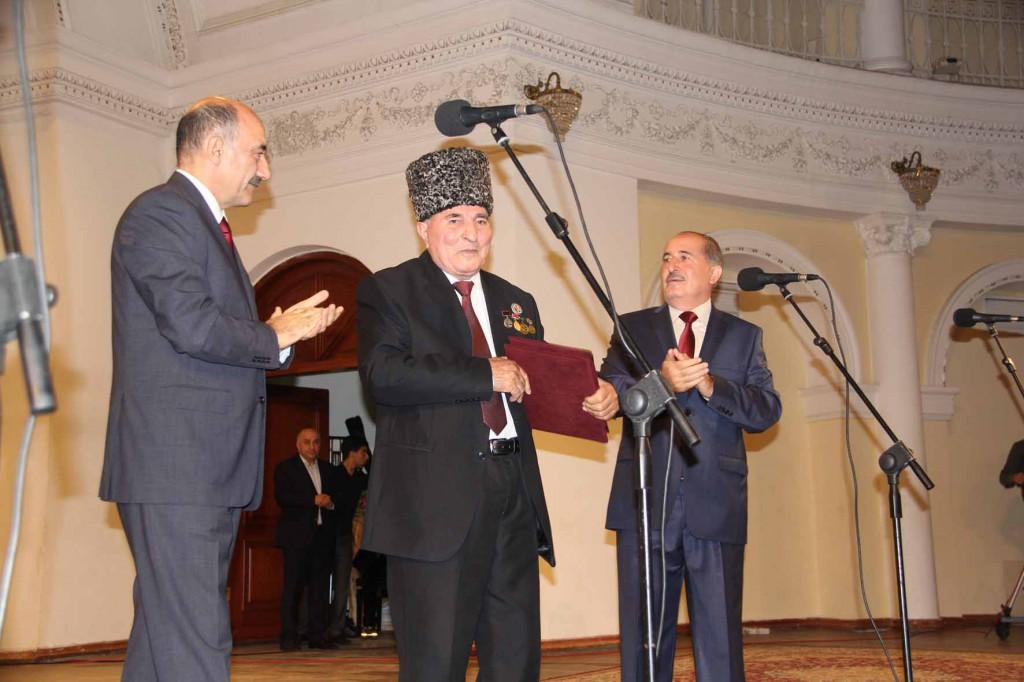 Азербайджанские ашуги отметили юбилей Исфандияра Рустамова (ФОТО)