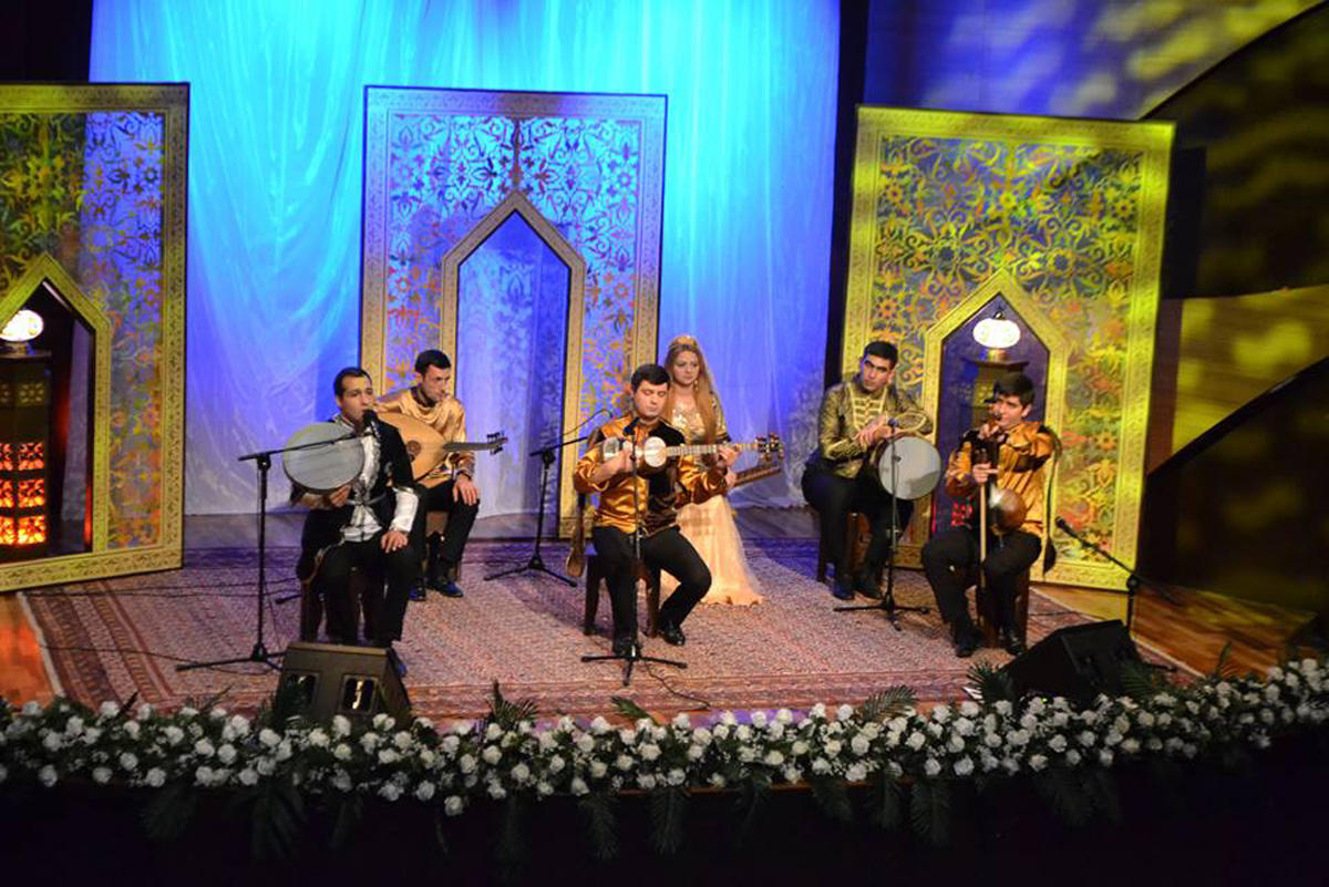 В Баку отметили 300-летие визиря Карабахского ханства и поэта Моллы Панах Вагифа (ФОТО)