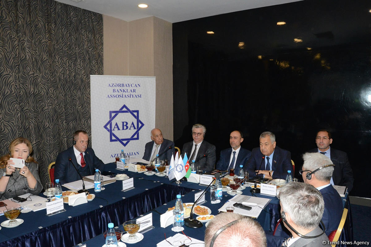 Azerbaijan banking ombudsman: Banking services sometimes leave much to be desired (PHOTO)