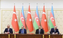 Azerbaijan, Turkey sign agreements  (PHOTO)