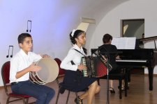 Деятели культуры Узбекистана и Казахстана приехали в Баку (ФОТО)