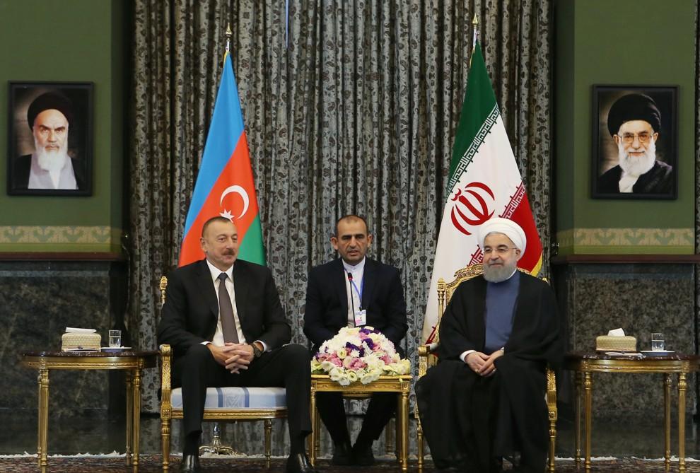 Presidents of Azerbaijan, Iran discuss Karabakh conflict (PHOTO)