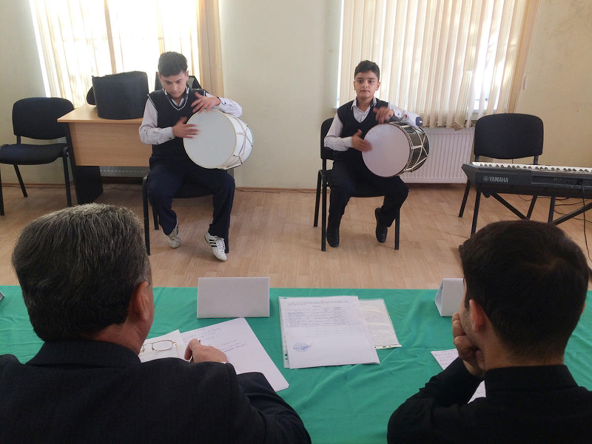 "В поисках талантов" – конкурс среди юных азербайджанских музыкантов (ФОТО)