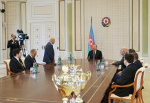 Президент Ильхам Алиев принял победителей чемпионата Европы по шахматам (ФОТО)