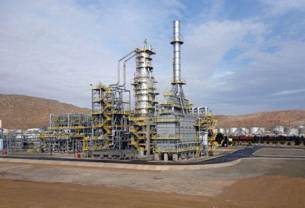 В Туркменистане с опережением возводится завод по производству полиэтилена и полипропилена