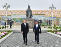 Президент Ильхам Алиев принял участие в открытии Музея Вазеха в Гяндже (ФОТО)