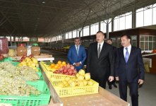 Президент Азербайджана принял участие в открытии торгового комплекса «Гранд Кавказ» в  Гяндже (ФОТО)