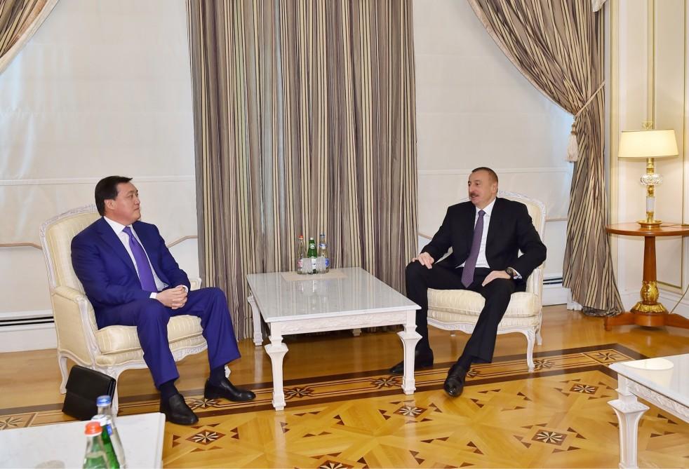 President Ilham Aliyev receives Kazakh first deputy PM (PHOTO)