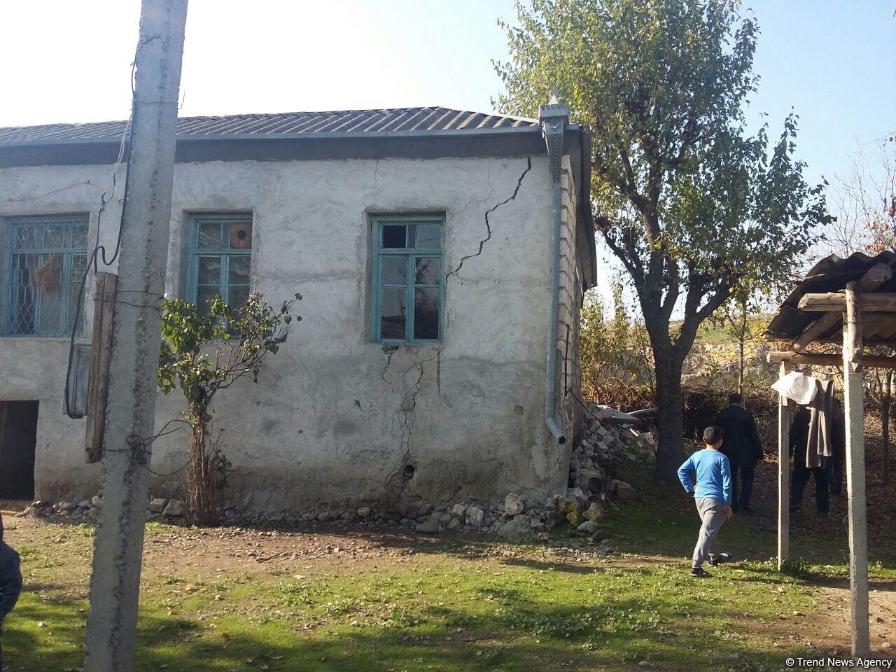 В 80 домах Лянкяранского района появились трещины
