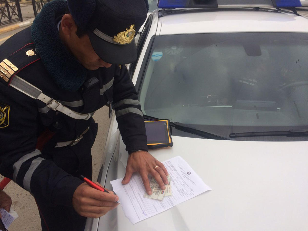 Азербайджанские водители стали реже нарушать правила дорожного движения