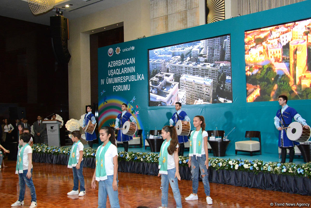 Baku hosts 4th National Forum of Azerbaijani Children (PHOTO)