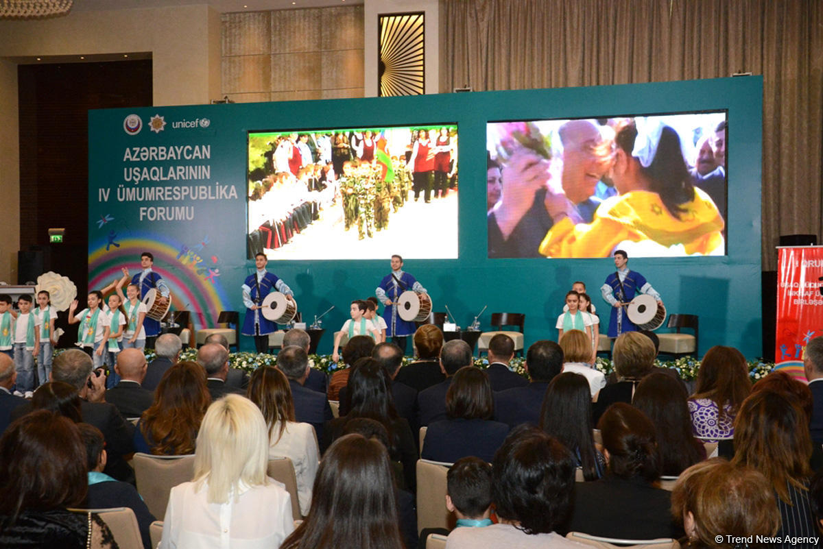 Baku hosts 4th National Forum of Azerbaijani Children (PHOTO)
