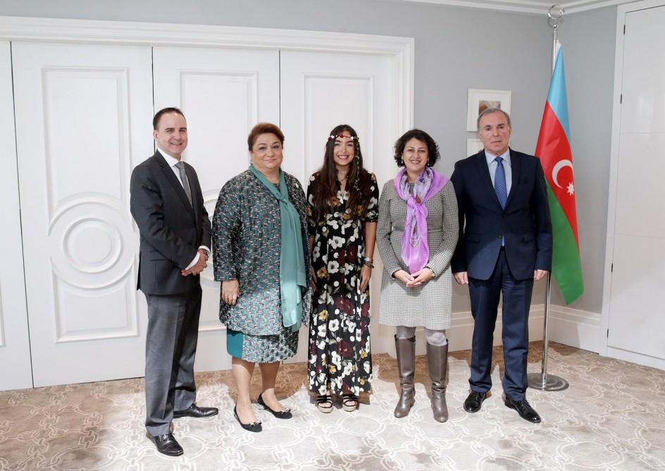 Leyla Əliyeva UNICEF-in regional direktoru ilə görüşüb (FOTO)